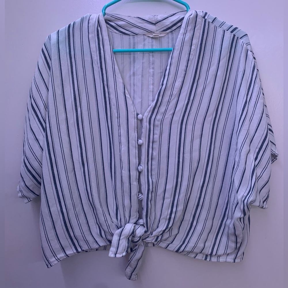 Sim&Sam front tie shirt